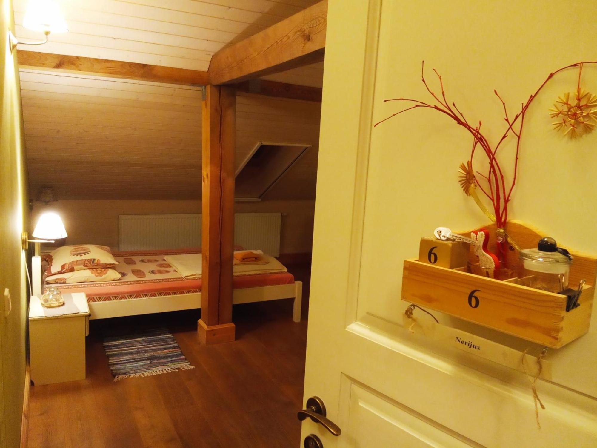 Senosios Geguzines Ukis Guest House Phòng bức ảnh