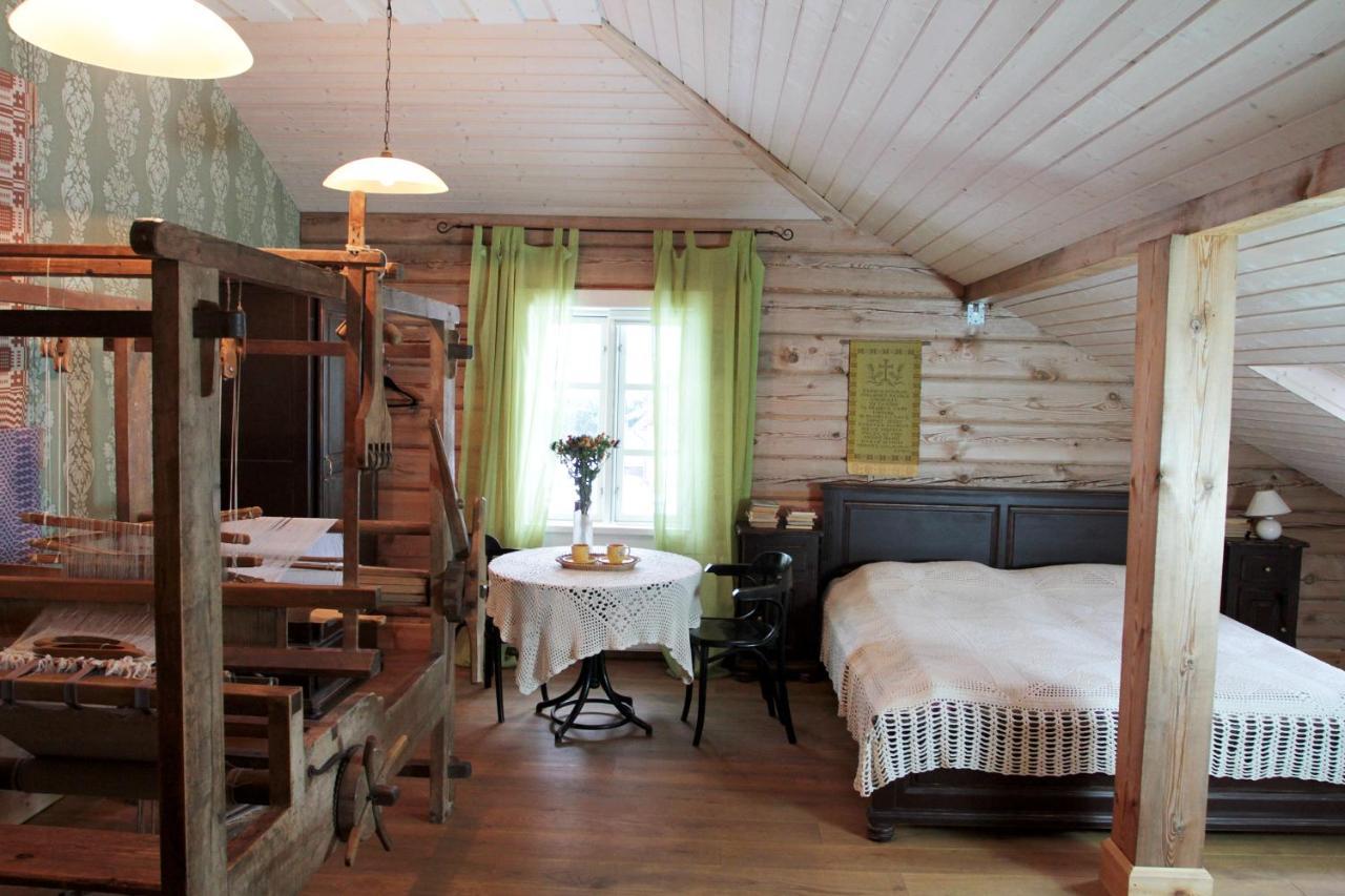 Senosios Geguzines Ukis Guest House Phòng bức ảnh